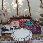 Tee-pee U Honzika Lyxtält