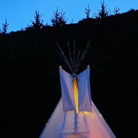Tee-pee U Honzika * Zbečno