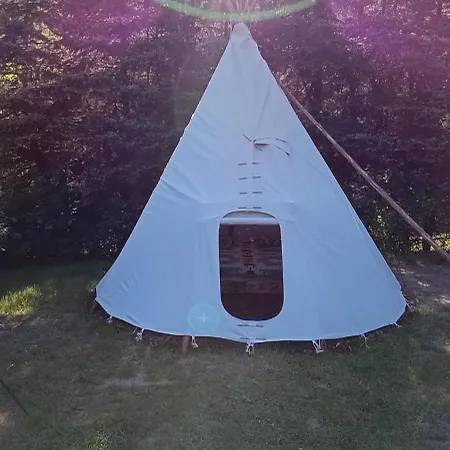Tee-pee U Honzika Luksustelt *