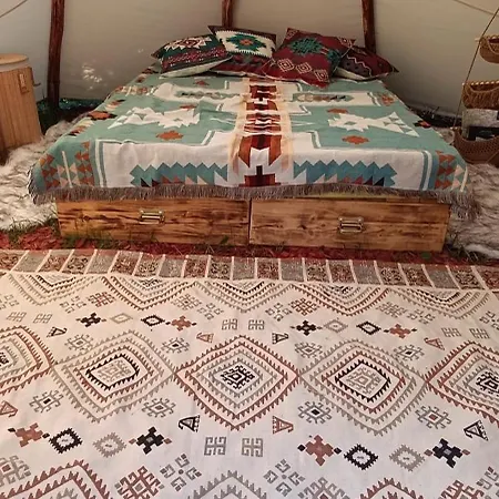 Tee-pee U Honzika Luksustelt